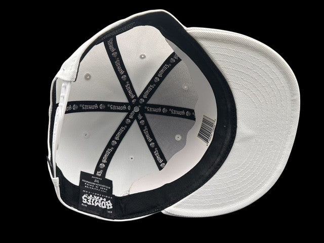 HM™ - SNAPBACK HAT CHRM Logo on White